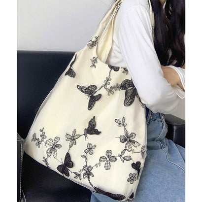 ミニミニストア miniministore 蝶モチーフトートバッグ大容量肩掛けバッグ （アイボリー）