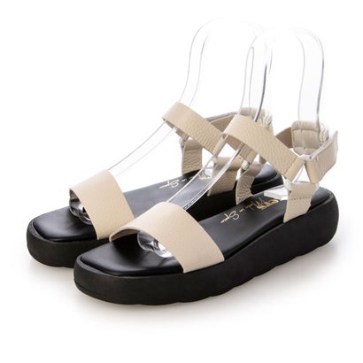 ウィカース Wikers ソフトスクエアトウ厚底サンダル （アイボリー）