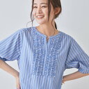 インディヴィ INDIVI 【洗える】胸元タックフリルブラウス (ブルー(391))