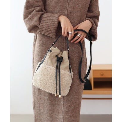 トライシル Trysil ボア×ナイロン巾着ショルダーバッグ （グレージュ）