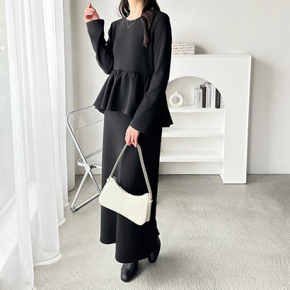 ジーラ GeeRA 楽ちん！ペプラムデザインワンピース （ブラック）