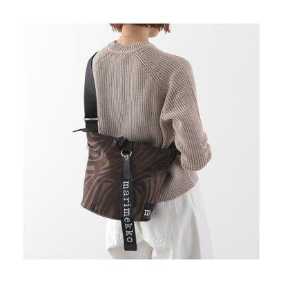 マリメッコ marimekko marimekko ショルダーバッグ Carry All Jokuraita 094611 （880/ブラウン他）