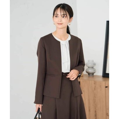 アー・ヴェ・ヴェ a.v.v パウダーツイルキーネックジャケット （ブラウン）