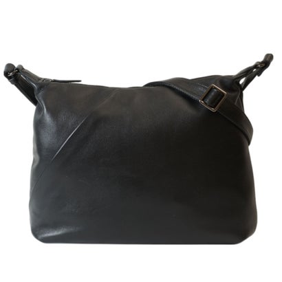 ジョヤ JOYA コロンとしたフォルムのミディアムショルダーバッグ （ブラック）