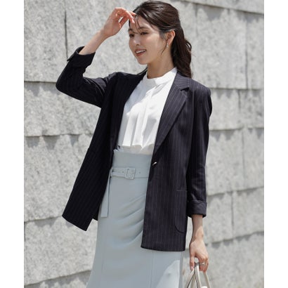 ドレスプラス DRESS+ ストライプ柄が映えるジャケット （ネイビー）