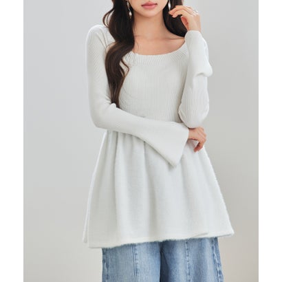 セゾンドパピヨン SAISON DE PAPILLON スポンディッシュ ボリューム ぺプラムニット （ホワイト）