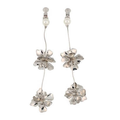 スリーフォータイム Three Four Time メタルフラワーイヤリング （シルバー）(4)