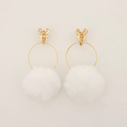 ラブトキシック Lovetoxic ファーイヤリング （オフホワイト）
