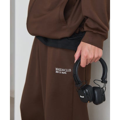 メゾンクラブ MAISON CLUB Professional Essential Stretch Track Pants KKP / プロフェッショナルエッセンシャルストレッチトラックパンツ AENNOYORK （ブラウン）