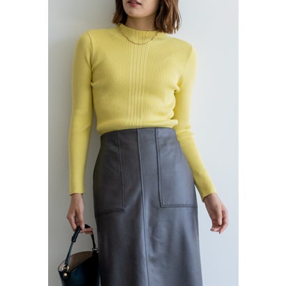 エムドゥ M.deux ボトルネックイレリブニット （イエロー）