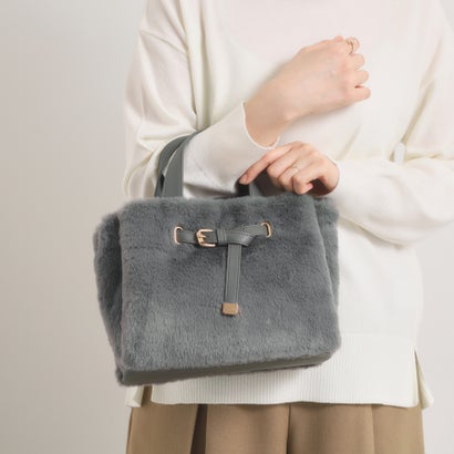 イッツデモ ITS'DEMO 【5ポケット】ベルト飾り三層フェイクファートート （チャコールグレー(013)）