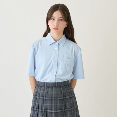 さわやかな雰囲気がただよう半袖のカットソーシャツです。きちんと感のある角衿と、刺しゅう入りの胸ポケットがポイント。UVカット加工をほどこしており、紫外線対策にも役立ちます。ゆったりシルエットで着心地も良く、デイリー使いにおすすめです。【透け感】やや透ける【生地の厚さ】普通【伸縮性】あり【裏地】なし【ポケット】あり【製品寸法】M(150cm) 着丈:59 胸囲:96 肩巾:41 袖丈:21.5L(160cm) 着丈:62 胸囲:100 肩巾:43 袖丈:23LL(165cm) 着丈:65 胸囲:104 肩巾:45 袖丈:24【素材】ナイロン75%ポリウレタン25%【モデル】白：モデル身長：157cm 着用サイズ：160cm サックス：モデル身長：157cm 着用サイズ：160cmM : 【着丈】59cm / 【肩幅】41cm / 【胸囲】96cm / 【袖丈】21.5cmL : 【着丈】62cm / 【肩幅】43cm / 【胸囲】100cm / 【袖丈】23cmLL : 【着丈】65cm / 【肩幅】45cm / 【胸囲】104cm / 【袖丈】24cm別カラーはこちら！ ホワイト(白)