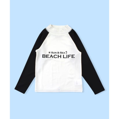 【UV加工】海やプールで大活躍！シンプルなのでどんなスイムパンツにも合せやすい！長袖丈で紫外線、熱中症対策もばっちりです。伸縮性に優れた素材を使用しており、元気いっぱいに動く水遊びのシーンでも快適な着心地をキープします。100 : 【着丈】35cm / 【胸囲】50cm110 : 【着丈】39cm / 【胸囲】52cm120 : 【着丈】40.5cm / 【胸囲】60cm130 : 【着丈】45cm / 【胸囲】62cm別カラーはこちら！ ブラック