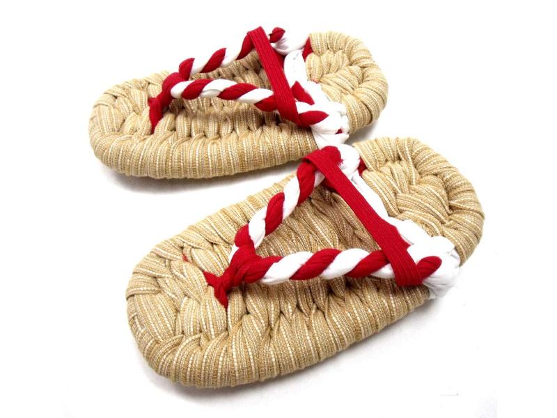 餅踏み用 かかと止め用赤色平ゴム付き 紅白はなお誕生ぞうり（SJ－67－TANNJYOU) 13,5cm