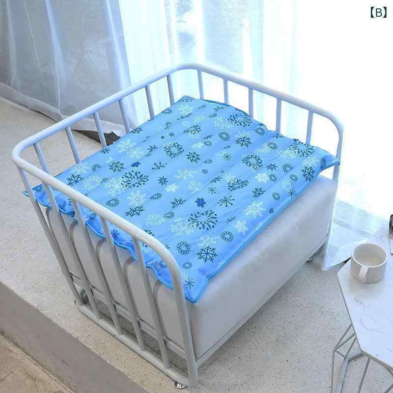 loeufの夏用 注水式 冷却 座布団 車内用 赤ちゃん用 ソファ用 学生用 ペット用 犬用 降温 マット 水冷 クッション 敷きパッド 通勤用 普段使い 軽量 吸湿速乾 接触冷感｜アングル3