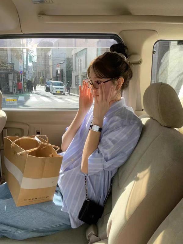 シャツ レディース 韓国 フィット かわいい シンプル コントラストカラー ブルー ストライプ トップス ブラウス 日常使い 綿素材 軽量 ビッグシルエット・カテゴリ: シャツ・スタイル: 日韓カジュアル.韓系風・主な素材: 綿95%以上・...