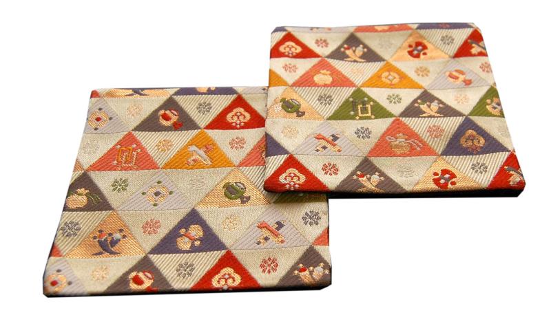 和風 金襴織着物コースター 2枚セット (宝づくし）