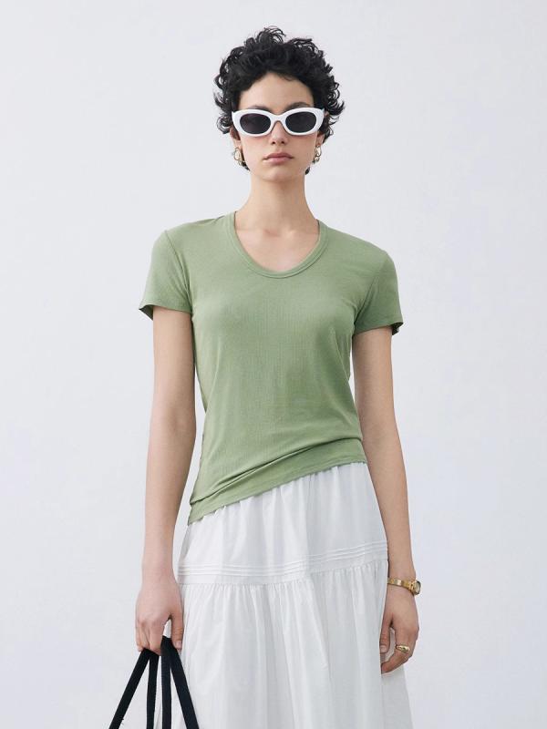 Tシャツ レディース シルク 肌に優しい リブ 半袖 スリム ニット インナー 夏 接触冷感 吸湿速乾 トップス 普段使い loeuf-10369869 loeuf パッケージ画像