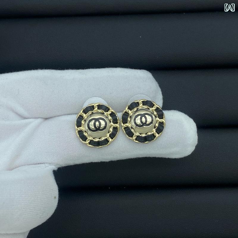 SWAROVSKI - イヤリング レディース C字 アルファベット ハート モチーフ ピアス スタッド ドロップ シルバー 素材 普段使い ユニークデザイン