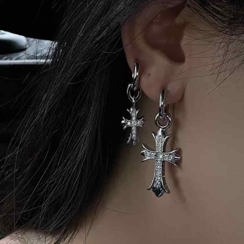 イヤリング レディース メンズ 高級感 ダブルクロス ジルコニア 埋め込み アシメトリック パンクスタイル ニッチデザイン 個性的 クール ファッションアクセサリー 軽量 伸縮性