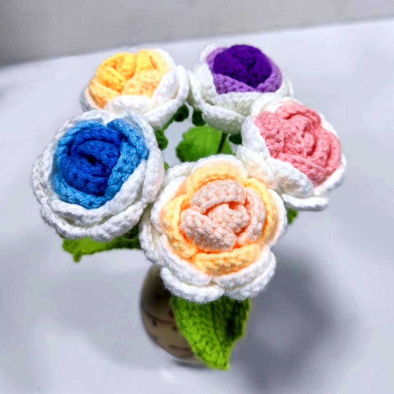 バラの 完成 品 毛糸 編み バラの かぎ針 家庭 装飾 花束 バレンタインデー プレゼント