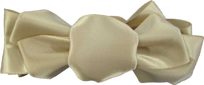 ヘアアクセサリー ヘアークリップ 　ベージュ　大人 子供 お母様 説明会 運動会 行事 幼稚園 保育園 小..