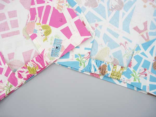 三角巾（マドモアゼルバレリーナ柄）　子供用　三角巾　子供三角巾 幼児用三角巾 通園 通学 入園 入学 幼稚園 保育園 小学校 ロリポップ