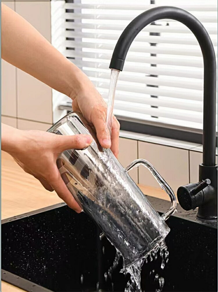 耐熱ガラスポット麦茶ウォーターアイスティー花茶ジュースフレーバーウォーターガラスピッチャーポットおしゃれ水差し洗いやすい麦茶ポット冷茶ポットクールポットウォーターピッチャーウォーターポットジャグ冷水筒プレゼント(1800ML)送料無料