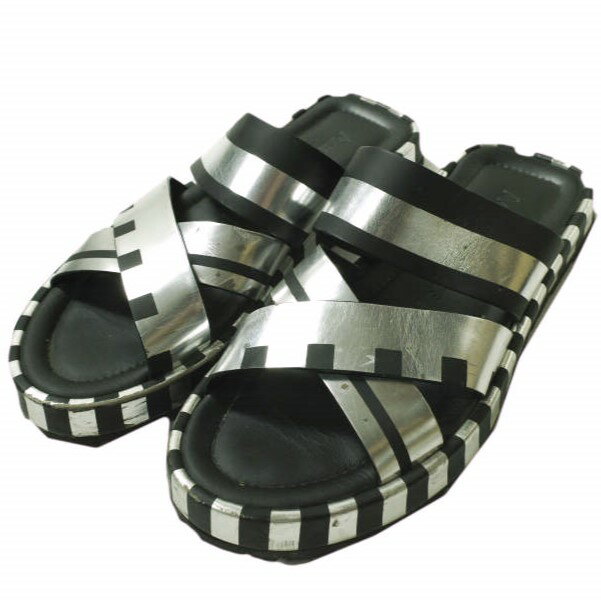 acne studios スウェードサンダル BLK - 靴 acne studios スウェードサンダル BLK - 靴