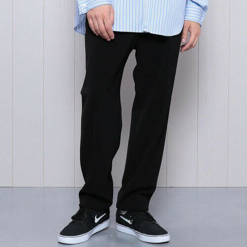 USED SELECT SHOP Loop楽天市場店のH BEAUTY&YOUTH エイチ ビューティーアンドユース DOUBLE CLOTH TAPERED PANTS ダブルクロステーパードパンツ 1214-177-7524 S BLACK スラックス 1プリーツ ボトムス【中古】【H BEAUTY&YOUTH】｜アングル3