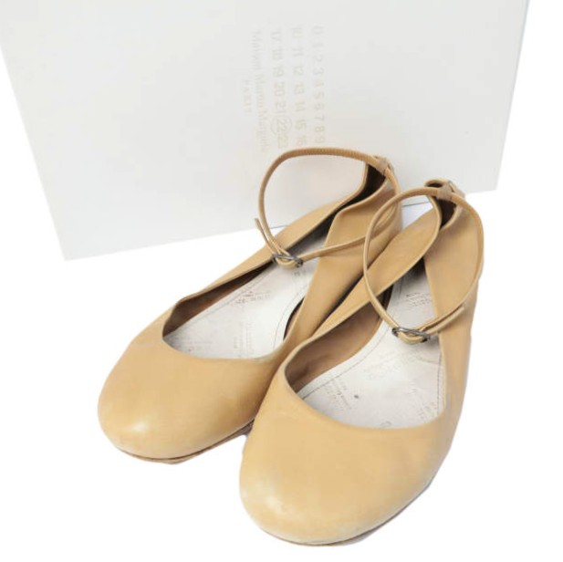 Maison Martin Margiela 22 メゾンマルタンマルジェラ イタリア製 アンクルストラップ ラウンドトゥレザーフラットシューズ 58WZ0009 37(24cm) BEIGE パンプス シューズ【中古】【Maison Martin Margiela 22】