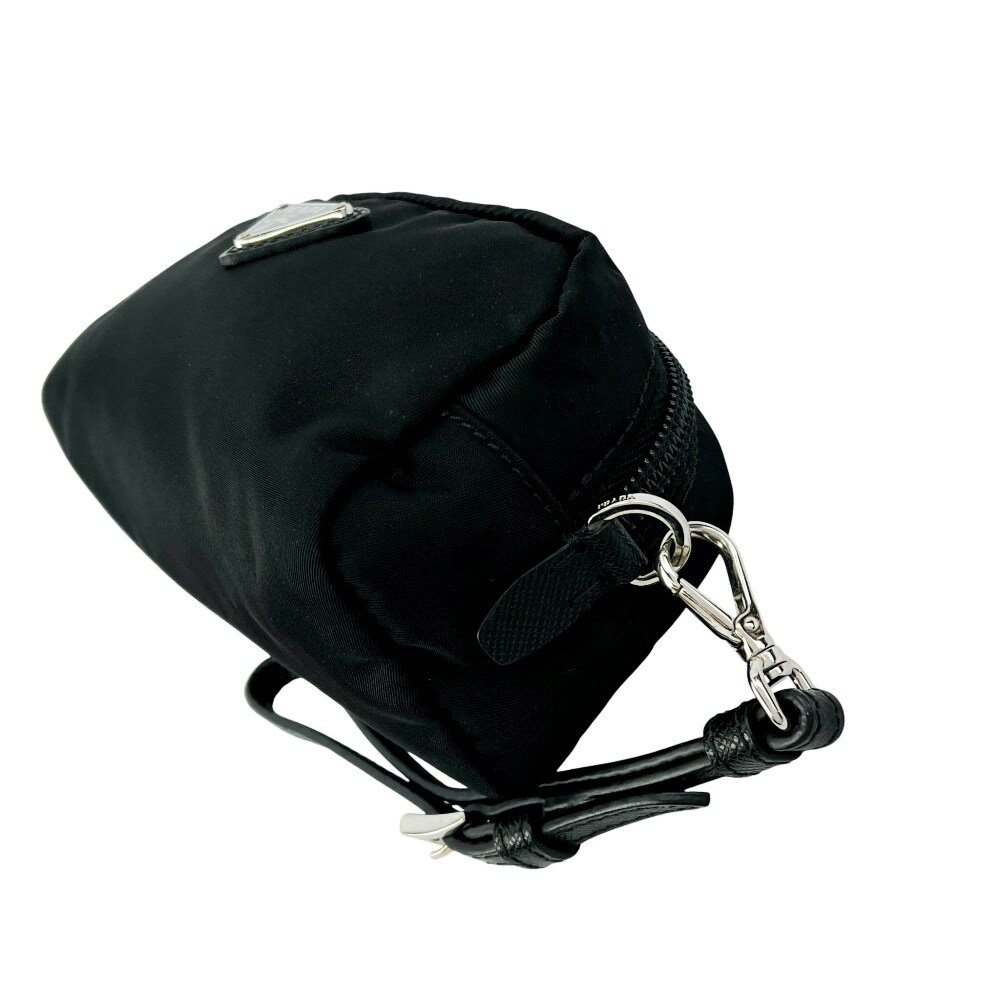 プラダ ■美品■ ポーチ ストラップ 小物入れ メイクポーチ ナイロン ブラック 1NE175 【482410】11 【中古】