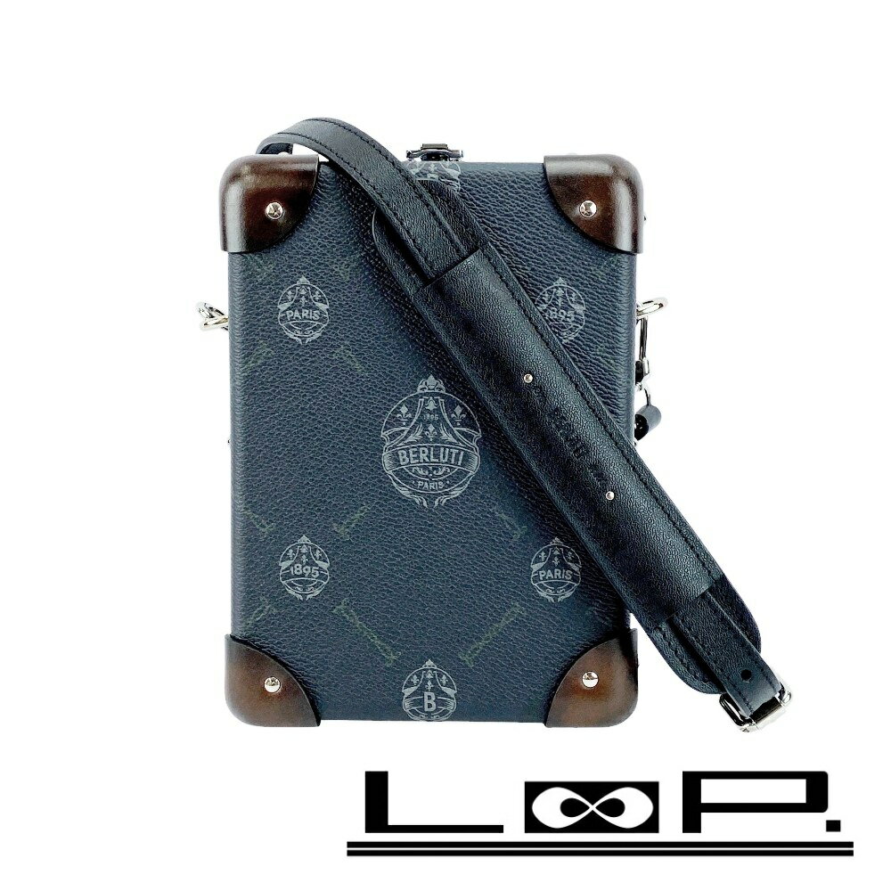 ベルルッティ ■新同■コラボ■ グローブトロッター メッセンジャーミニバッグ トランク 斜め掛け レ ...