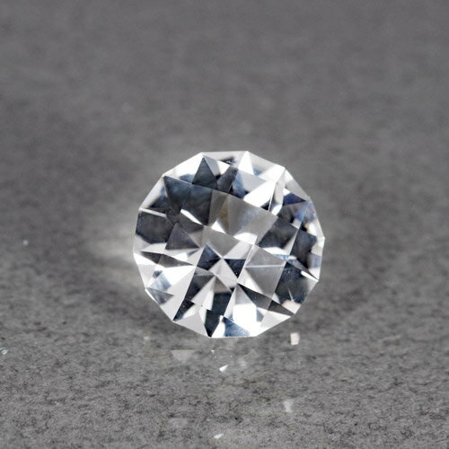 カラーレストパーズ 4.43ct ba-3001ファンシーカットにより高い透明感と、僅かな光でも強力に輝くテリがさらに引き出され、これほどの輝きの美しさとカットがマッチしたルースはそうはありません。レアストーン専門店大阪ウエルダー カラーレストパーズ 4.43ct ba-3001ファンシーカットにより高い透明感と、僅かな光でも強力に輝くテリがさらに引き出され、これほどの輝きの美しさとカットがマッチしたルースはそうはありません。レアストーン専門店大阪ウエルダー