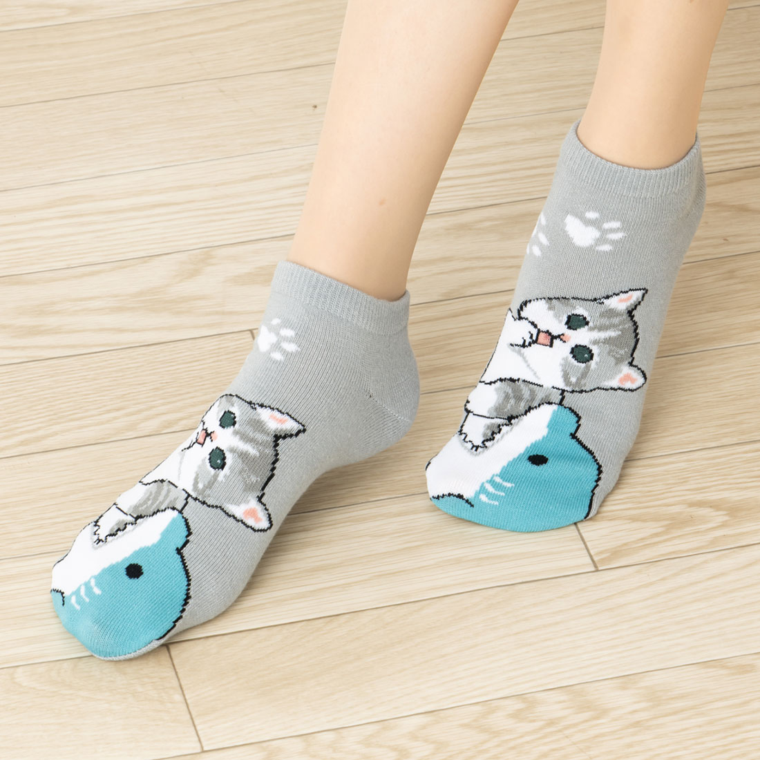 mofusand サメにゃん食べられ柄 スニー...の紹介画像3