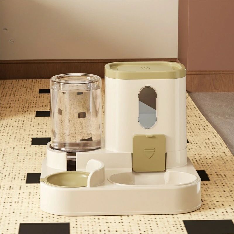 この製品は、ペットに完全な食事ソリューションを提供し、給餌機能と飲水機能を統合しており、便利で実用的です。サイフォン設計により、ペットがいつでも新鮮な飲み水を得ることができ、健康な飲み水を確保できます。大容量設計で、あらゆるペットに適しており、頻繁に詰め替える必要がなく、ペットも安心してお召し上がりいただけます。スケジュールされた給餌と飲み水を設定して、ペットの食生活を簡単に管理し、健康を維持することができます。この多機能給餌機を使用すると、忙しい生活の中で簡単にペットの世話をすることができ、ペットの毎日の世話の良いヘルパーになります。製品説明：ペットに最高品質の食事体験を与えてください。当社の自動給餌器セットには、飲水機能と給餌機能を完璧に組み合わせたスマートペット自動飲水給餌機が含まれています。このペット用ライスボウルとウォーターサーバーの組み合わせは、大容量であらゆるサイズのペットに適しているだけでなく、インテリジェントな制御により定期的な給餌と飲水が可能になり、ペットが健康で便利なライフスタイルを楽しむことができます。自宅でも外出先でも、ペットの食事のニーズを簡単に管理し、健康を確保できます。この製品は、ペットに完全な食事ソリューションを提供し、給餌機能と飲水機能を統合しており、便利で実用的です。サイフォン設計により、ペットがいつでも新鮮な飲み水を得ることができ、健康な飲み水を確保できます。大容量設計で、あらゆるペットに適しており、頻繁に詰め替える必要がなく、ペットも安心してお召し上がりいただけます。スケジュールされた給餌と飲み水を設定して、ペットの食生活を簡単に管理し、健康を維持することができます。この多機能給餌機を使用すると、忙しい生活の中で簡単にペットの世話をすることができ、ペットの毎日の世話の良いヘルパーになります。製品説明：ペットに最高品質の食事体験を与えてください。当社の自動給餌器セットには、飲水機能と給餌機能を完璧に組み合わせたスマートペット自動飲水給餌機が含まれています。このペット用ライスボウルとウォーターサーバーの組み合わせは、大容量であらゆるサイズのペットに適しているだけでなく、インテリジェントな制御により定期的な給餌と飲水が可能になり、ペットが健康で便利なライフスタイルを楽しむことができます。自宅でも外出先でも、ペットの食事のニーズを簡単に管理し、健康を確保できます。