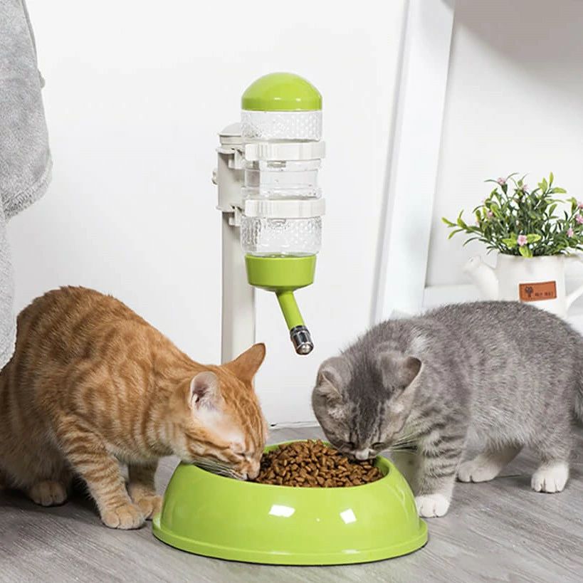 ペット用品 自動給水給餌ボウル 給水器付き フードボウル 犬猫 ペットフィーダー兼用 給水器 餌入れ 食器 1つに組み合わせ ペット用給水?給餌器 高さ調節可能多機能給餌器 猫犬用 自動給水器 食品級エコ素材 自動給水?給餌一体型