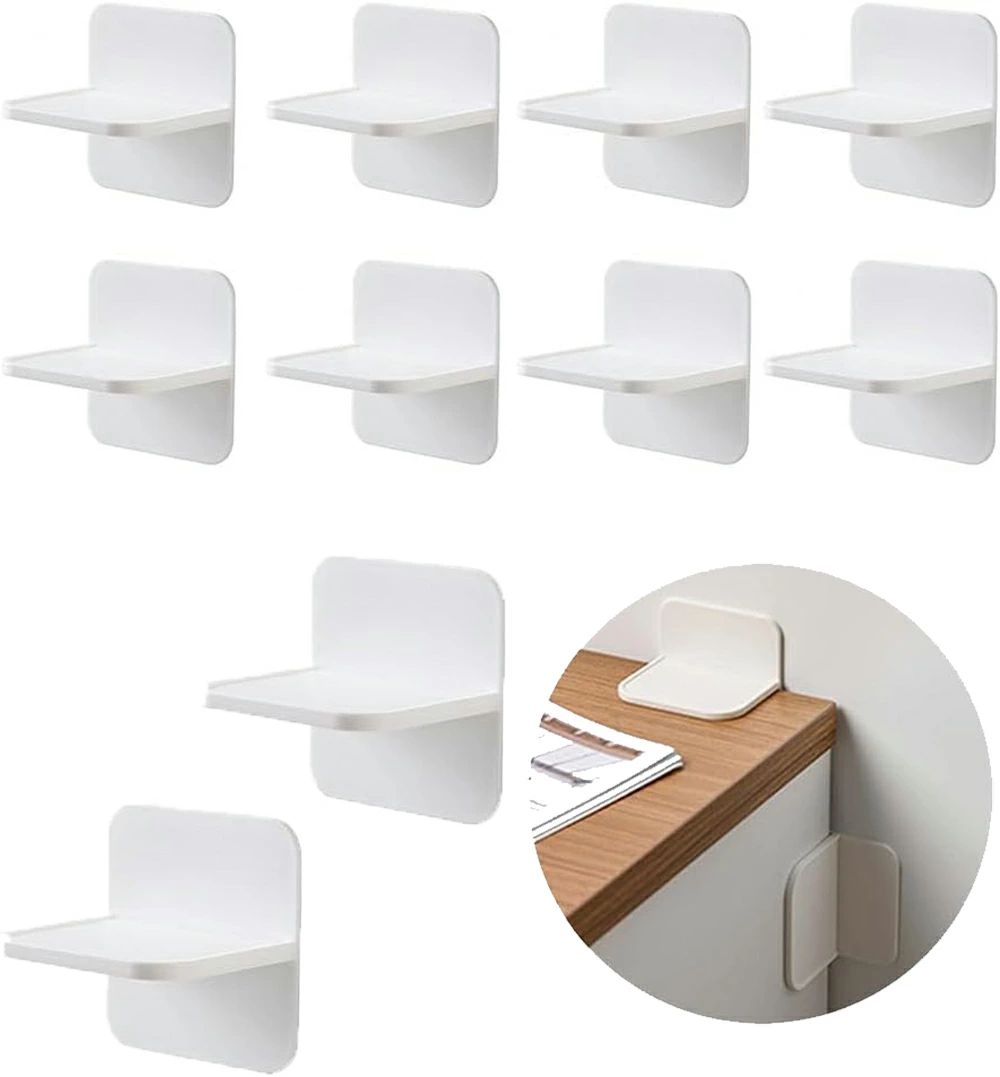 【製品仕様】 材質：HIPS 入数：10個入り 寸法：7×7×5.5cm 【地震対策】 地震の被害の中でも家具の転倒は大きな事故、怪我に繋がります。耐震ストッパーは、災害時の家具転倒を未然に防ぎます。自身はいつ来るかわかりませんが、もしもの時に被害に遭わないよう、しっかり対策を始めましょう。 【取付簡単・工具不要】 当社の耐震グッズは粘着式で、家具と壁に貼り付けるだけで設置完了です。工具はいらず、壁や家具に穴をあける必要もありません。シンプルなホワイトデザインは目立たないので、どんなインテリアにも馴染みます。 【幅広く活躍】 家具転倒防止グッズは、様々な壁や家具に対応できます。基本的に凸凹のない滑らかな大理石、木造壁、ガラス、プラスチック、金属製の家具の表面に対応いたします。※土壁やざらざらしたクロスにはご利用いただけません。 【安心保障】 私たちは、お客様にご満足いただけますよう、出荷前に一つ一つ丁寧に検品しておりますが、万が一運輸途中の状況で初期不良品が届きましたら、お気軽にご連絡ください。迅速に対応させていただきます。【製品仕様】 材質：HIPS 入数：10個入り 寸法：7×7×5.5cm 【地震対策】 地震の被害の中でも家具の転倒は大きな事故、怪我に繋がります。耐震ストッパーは、災害時の家具転倒を未然に防ぎます。自身はいつ来るかわかりませんが、もしもの時に被害に遭わないよう、しっかり対策を始めましょう。 【取付簡単・工具不要】 当社の耐震グッズは粘着式で、家具と壁に貼り付けるだけで設置完了です。工具はいらず、壁や家具に穴をあける必要もありません。シンプルなホワイトデザインは目立たないので、どんなインテリアにも馴染みます。 【幅広く活躍】 家具転倒防止グッズは、様々な壁や家具に対応できます。基本的に凸凹のない滑らかな大理石、木造壁、ガラス、プラスチック、金属製の家具の表面に対応いたします。※土壁やざらざらしたクロスにはご利用いただけません。 【安心保障】 私たちは、お客様にご満足いただけますよう、出荷前に一つ一つ丁寧に検品しておりますが、万が一運輸途中の状況で初期不良品が届きましたら、お気軽にご連絡ください。迅速に対応させていただきます。