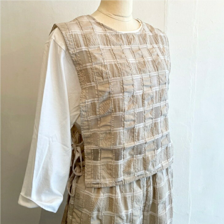 qiri【キリ】darning check ベスト【SALE】【送料無料】【レディース】【ダーニングチェック】のサムネイル