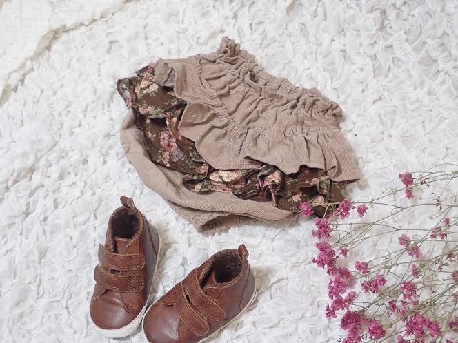 ハイハイ期 女の子 かわいいフリルのベビーブルマ おむつカバーのおすすめランキング キテミヨ Kitemiyo