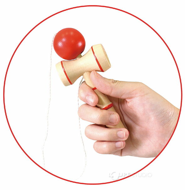 木製けん玉ミニ カラー 赤 木のおもちゃ 木製玩具 知育玩具 コンパクト 景品 室内 遊び 運動神経 運動 剣玉