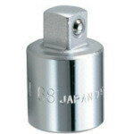 4953488158267｜120-8624 [68] 1個販売こちらの商品はメール便対応商品です。メール便対応数：5（※1回のご注文で対応数の合計が101以上だとメール便は対応できませんので予めご了承下さい。) システム上、送料無料と表記されていても、沖縄県・離島宛、大型商品は追加料金をいただく場合があります。別途費用が発生する場合、システムの都合上ご購入時の自動配信メールには追加料金が含まれておりません。当店でご注文内容を確認し、別途メールにてご請求金額を連絡致します。商品画像については実際の製品と異なる場合がございます。あくまでも商品のスペックをご確認の上ご注文をお願いいたします。※この商品は受注発注の商品です。その為メーカーに在庫がない場合がございます。その場合は大変申し訳ございませんがキャンセルとさせて頂きます。予めご了承下さい。120-8624特長差込角の異なるソケットとハンドルを接続するアダプターです。仕様差込角凹(mm)：12.7差込角凸(mm)：9.5全長(mm)：31.6材質_仕上構造用鋼質量50.000G原産国日本JANコード4953488158267「ルーペスタジオ」では、拡大鏡(虫眼鏡/ルーペ)、双眼鏡、単眼鏡、望遠鏡などのレンズ製品を主に取り扱っております。工具製品は常には在庫しておらずお取りよせとなります。ご了承下さい。ソケットアダプター ソケットアダプターTONE ソケットアダプター 関連商品へ