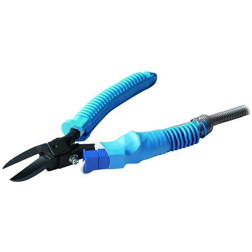 4953881301338｜111-5022 [HT130] 1丁販売 システム上、送料無料と表記されていても、沖縄県・離島宛、大型商品は追加料金をいただく場合があります。別途費用が発生する場合、システムの都合上ご購入時の自動配信メールには追加料金が含まれておりません。当店でご注文内容を確認し、別途メールにてご請求金額を連絡致します。商品画像については実際の製品と異なる場合がございます。あくまでも商品のスペックをご確認の上ご注文をお願いいたします。※この商品は受注発注の商品です。その為メーカーに在庫がない場合がございます。その場合は大変申し訳ございませんがキャンセルとさせて頂きます。予めご了承下さい。111-5022特長ヒーターで刃先を加熱しているため、割れやすい材質の樹脂を切断しても、ひびが入ったり割れたりせず、その他の樹脂でも軽い力で切断可能です。用途アクリル、スチロール、ガラス入り樹脂など、割れやすい樹脂の切断。仕様全長(mm)：165切断能力(mm)：φ4刃部最高温度(℃)：140刃形状：ロング仕様2ロング刃トランス(別売)：HTR30N-100V替ヒーターNo.：W19質量325.000G注意刃部最高温度は、外気温20℃の時です。外気温により変動します。原産国日本JANコード4953881301338「ルーペスタジオ」では、拡大鏡(虫眼鏡/ルーペ)、双眼鏡、単眼鏡、望遠鏡などのレンズ製品を主に取り扱っております。工具製品は常には在庫しておらずお取りよせとなります。ご了承下さい。ヒートニッパ ヒートニッパメリー 関連商品へ