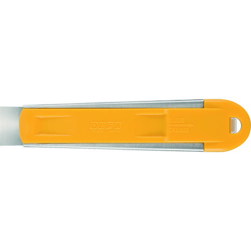 4901165201997｜336-7169 [200B] 1丁販売 こちらの商品はメール便対応商品です。メール便対応数：25（※1回のご注文で対応数の合計が101以上だとメール便は対応できませんので予めご了承下さい。) システム上、送料無料と表記されていても、沖縄県・離島宛、大型商品は追加料金をいただく場合があります。別途費用が発生する場合、システムの都合上ご購入時の自動配信メールには追加料金が含まれておりません。当店でご注文内容を確認し、別途メールにてご請求金額を連絡致します。商品画像については実際の製品と異なる場合がございます。あくまでも商品のスペックをご確認の上ご注文をお願いいたします。※この商品は受注発注の商品です。その為メーカーに在庫がない場合がございます。その場合は大変申し訳ございませんがキャンセルとさせて頂きます。予めご了承下さい。336-7169特長薄い刃を反らせて使う替刃式スクレーパーです。刃交換時に本体と金具が外れないようになりました。サビ取り、汚れ落とし、ペンキはがし、ステッカーはがしなどに最適です。仕様全長(mm)：161刃幅(mm)：25刃長(mm)：25刃厚(mm)：0.3仕様2刃厚：0.3mm標準装着刃:XB7材質_仕上刃:合金工具鋼グリップ:ABS樹脂質量61.500Gセット内容_付属品替刃6枚原産国日本JANコード4901165201997「ルーペスタジオ」では、拡大鏡(虫眼鏡/ルーペ)、双眼鏡、単眼鏡、望遠鏡などのレンズ製品を主に取り扱っております。工具製品は常には在庫しておらずお取りよせとなります。ご了承下さい。へら・スクレーパー スクレーパーOLFA スクレーパー 関連商品へ