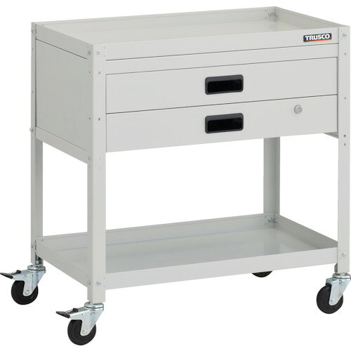 ｜239-5937 [RBW772XW ] 1販売商品画像については実際の製品と異なる場合がございます。あくまでも商品のスペックをご確認の上ご注文をお願いいたします。※この商品は受注発注の商品です。その為メーカーに在庫がない場合がございます。その場合は大変申し訳ございませんがキャンセルとさせて頂きます。予めご了承下さい。239-5937特長車輪と共に車軸もロックするダブルロック仕様のキャスターです。棚板の組付けは、内側にフランジ付ナットを使用しているため、外側から六角レンチで締め付けることで組み立てが可能です。仕様最大積載量(kg/台)：150均等積載量(kg/段)：50色：ホワイト間口(mm)：700奥行(mm)：450高さ(mm)：740段数(段)：2引出し(段)：2キャスター径(mm)：75仕様2棚板：こぼれ止め付き棚板(裏表両用)引出し内寸(mm)間口×奥行×深さ：600×340×62カギありキャスター：自在式 75mm(2個) 自在式(Wストッパー付) 75mm(2個)棚板こぼれ止め高さ(mm)：40材質_仕上棚板:スチール（粉体塗装）支柱:スチール（粉体塗装）キャスター金具:スチール（メッキ仕上げ）車輪:ゴム質量25.000KG注意「最大積載量」とは、各棚板の表面に均一に荷重をかけた場合に、耐えられる重さの合計をいいます。「均等積載量」とは、棚板の表面に均一に荷重をかけた場合に、耐えられる重さをいいます。原産国日本「ルーペスタジオ」では、拡大鏡(虫眼鏡/ルーペ)、双眼鏡、単眼鏡、望遠鏡などのレンズ製品を主に取り扱っております。工具製品は常には在庫しておらずお取りよせとなります。ご了承下さい。スチール製ワゴン（ボルトタイプ） スチール製ワゴン（ボルトタイプ）TRUSCO ツールワゴン ラビットワゴン 関連商品へ