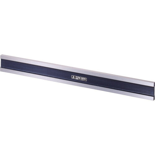 4520698005645｜4719344 [SEIBY500] 1個販売 商品画像については実際の製品と異なる場合がございます。あくまでも商品のスペックをご確認の上ご注文をお願いいたします。※この商品は受注発注の商品です。その為メーカーに在庫がない場合がございます。その場合は大変申し訳ございませんがキャンセルとさせて頂きます。予めご了承下さい。4719344特長平面度、真直度の測定、ひずみチェックに使用します。研磨仕上げを施しています。平面度・真直度、平行度の検査測定用です。用途平面度・真直度、平行度の検査測定用。仕様精度(μm)：7長さ(mm)：500幅(mm)：48厚さ(mm)：11仕様2焼入品研磨仕上げ材質_仕上特殊工具鋼質量1.500KG原産国日本JANコード4520698005645「ルーペスタジオ」では、拡大鏡(虫眼鏡/ルーペ)、双眼鏡、単眼鏡、望遠鏡などのレンズ製品を主に取り扱っております。工具製品は常には在庫しておらずお取りよせとなります。ご了承下さい。スコヤ・水準器 ストレートエッジユニ アイビーム型ストレートエッジ 関連商品へ