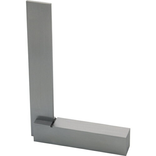 4975846670044｜176-7667 [AAS150] 1丁販売こちらの商品はメール便対応商品です。メール便対応数：25（※1回のご注文で対応数の合計が101以上だとメール便は対応できませんので予めご了承下さい。) 商品画像については実際の製品と異なる場合がございます。あくまでも商品のスペックをご確認の上ご注文をお願いいたします。※この商品は受注発注の商品です。その為メーカーに在庫がない場合がございます。その場合は大変申し訳ございませんがキャンセルとさせて頂きます。予めご了承下さい。176-7667特長直角度、真直度測定のマスタとして使用します。一般的な台付スコヤです。50〜2000mmの計13サイズございます。ベースが厚いため、安定した測定に向いています。台付スコヤとしても使用可能です。精度規格は、JIS2級(JIS B 7526)相当品です。非焼入、研磨仕上品です。用途直角度測定、ケガキ作業に仕様竿長(mm)：150台長(mm)：100幅(mm)：24台幅(mm)：22厚さ(mm)：3台厚(mm)：18精度：直角度(mm)：±0.035形状：台付呼び寸法(mm)：150仕様2呼び寸法：150mm長片全長：150mm長片幅：24mm長片厚：3mm底面全長：100mm短片幅：22mm短片厚：18mm直角度：±0.035mm材質_仕上本体：機械構造用炭素鋼質量370.000G原産国日本JANコード4975846670044「ルーペスタジオ」では、拡大鏡(虫眼鏡/ルーペ)、双眼鏡、単眼鏡、望遠鏡などのレンズ製品を主に取り扱っております。工具製品は常には在庫しておらずお取りよせとなります。ご了承下さい。スコヤ・水準器 スコヤSK 台付直角定規 台付スコヤ 関連商品へ