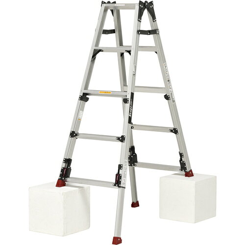 4989247573071｜553-5847 [SCN150LB ] 1台販売商品画像については実際の製品と異なる場合がございます。あくまでも商品のスペックをご確認の上ご注文をお願いいたします。※この商品は受注発注の商品です。その為メーカーに在庫がない場合がございます。その場合は大変申し訳ございませんがキャンセルとさせて頂きます。予めご了承下さい。553-5847特長かがまずに伸縮脚を操作できる上部操作式です。最大段差が約44cmまで対応できる上部操作式。ロングスライドタイプ。アルマイト加工(支柱のみ)により耐食性が高く、汚れに強くなりました。仕様最大使用質量(kg)：100天板高さ(m)：1.24〜1.68はしご全長(m)：2.63〜3.56天板寸法(mm)：303×172踏ざん間隔(mm)：305踏ざん踏面幅(mm)：55.3脚部伸縮ピッチ(mm)：6材質_仕上アルミ合金質量9.500KG原産国中国JANコード4989247573071「ルーペスタジオ」では、拡大鏡(虫眼鏡/ルーペ)、双眼鏡、単眼鏡、望遠鏡などのレンズ製品を主に取り扱っております。工具製品は常には在庫しておらずお取りよせとなります。ご了承下さい。脚立 はしご兼用脚立PiCa 上部操作式四脚アジャスト式はしご兼用脚立スタッピーSCN型 関連商品へ