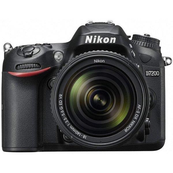 【5/9~5/16限定!最大4,000円OFF&5/10, 5/15限定で最大P3倍】【中古】ニコン Nikon D7200 18-140VR レンズキット SDカード付き