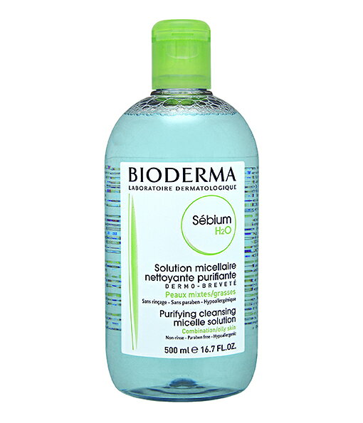 商品名セビウム H2O(オイリー肌) 500mlメーカー名Bioderma (ビオデルマ)商品規格等500ml商品説明メイクや余分な皮脂をすっきりと落とすクレンジングウォーター。オイリースキン、皮脂分泌の多い季節、Tゾーンなどにおすすめです。コットンにたっぷりと含ませて、軽くなじませるだけで、アイメイクやファンデーションも簡単に落とせます。洗い流しは必要ありません。拭き取り用の化粧水としてもどうぞ。無着色・アルコールフリー区分化粧品原産国フランス輸入者株式会社ブランシェ広告文責株式会社Savvy 03-3492-0097商品特性クレンジングウォーター メイク落とし 洗い流し不要 拭き取り化粧水 オイリースキン 皮脂コントロール Tゾーン テカリ すっきり なめらか 無着色 アルコールフリーメイクや余分な皮脂をすっきりと落とすクレンジングウォーター。オイリースキン、皮脂分泌の多い季節、Tゾーンなどにおすすめです。コットンにたっぷりと含ませて、軽くなじませるだけで、アイメイクやファンデーションも簡単に落とせます。洗い流しは必要ありません。拭き取り用の化粧水としてもどうぞ。無着色・アルコールフリー
